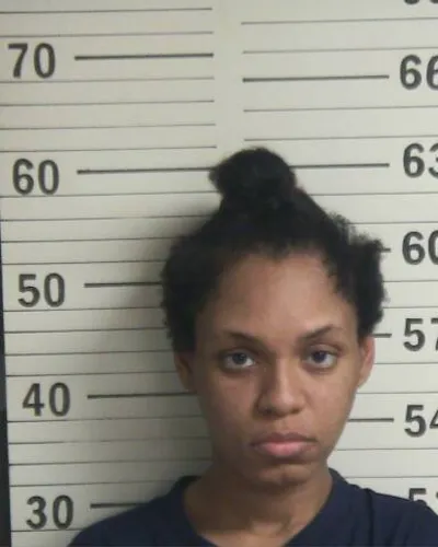 LASHANIQUE EASON mugshot