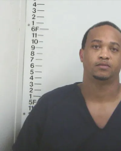 ANTHONY ROBINSON mugshot